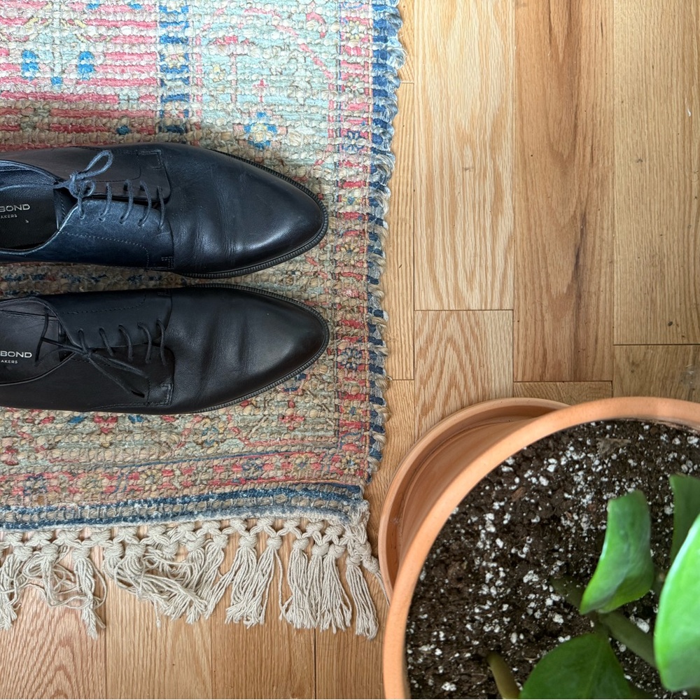 Vagabond Black Oxford Flats Timeless Design (excellent condition)